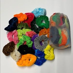 SCRUNCHIES 20 PACK 😮